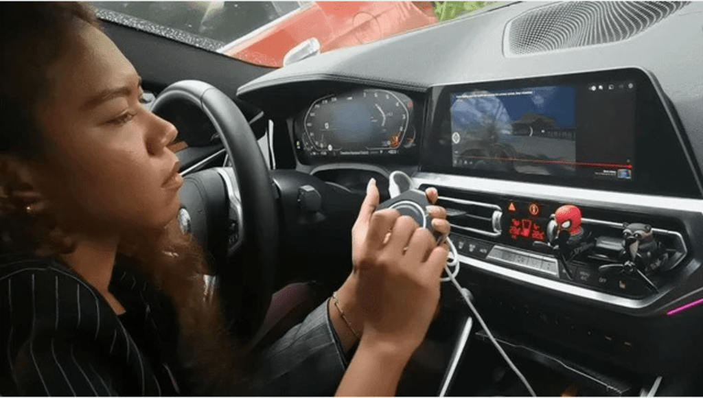 How to Achieve Seamless Smartphone Integration in Your BMW 5 Series with a CarPlay Module