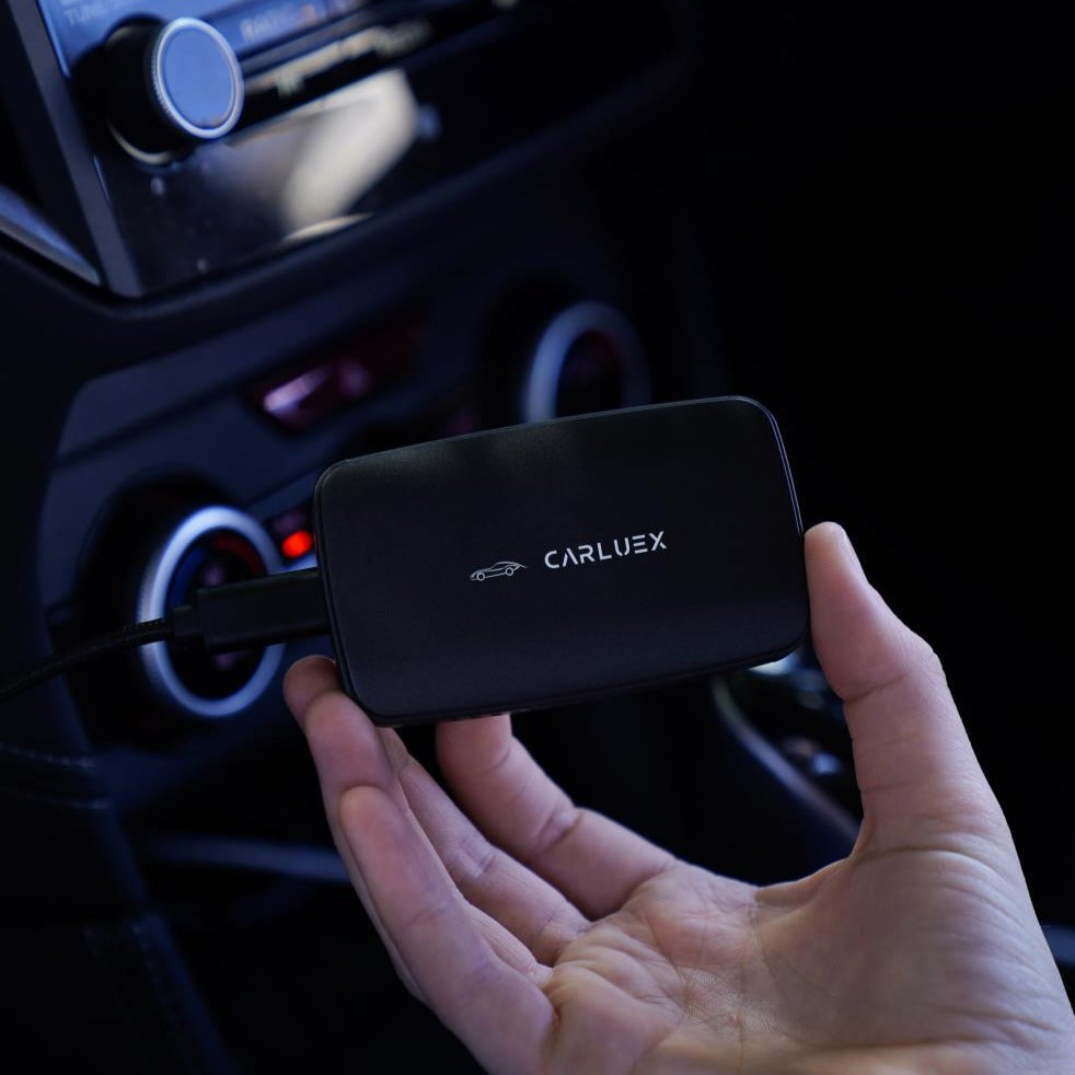 A CARLUEX image illustrating an Apple CarPlay compatibility check